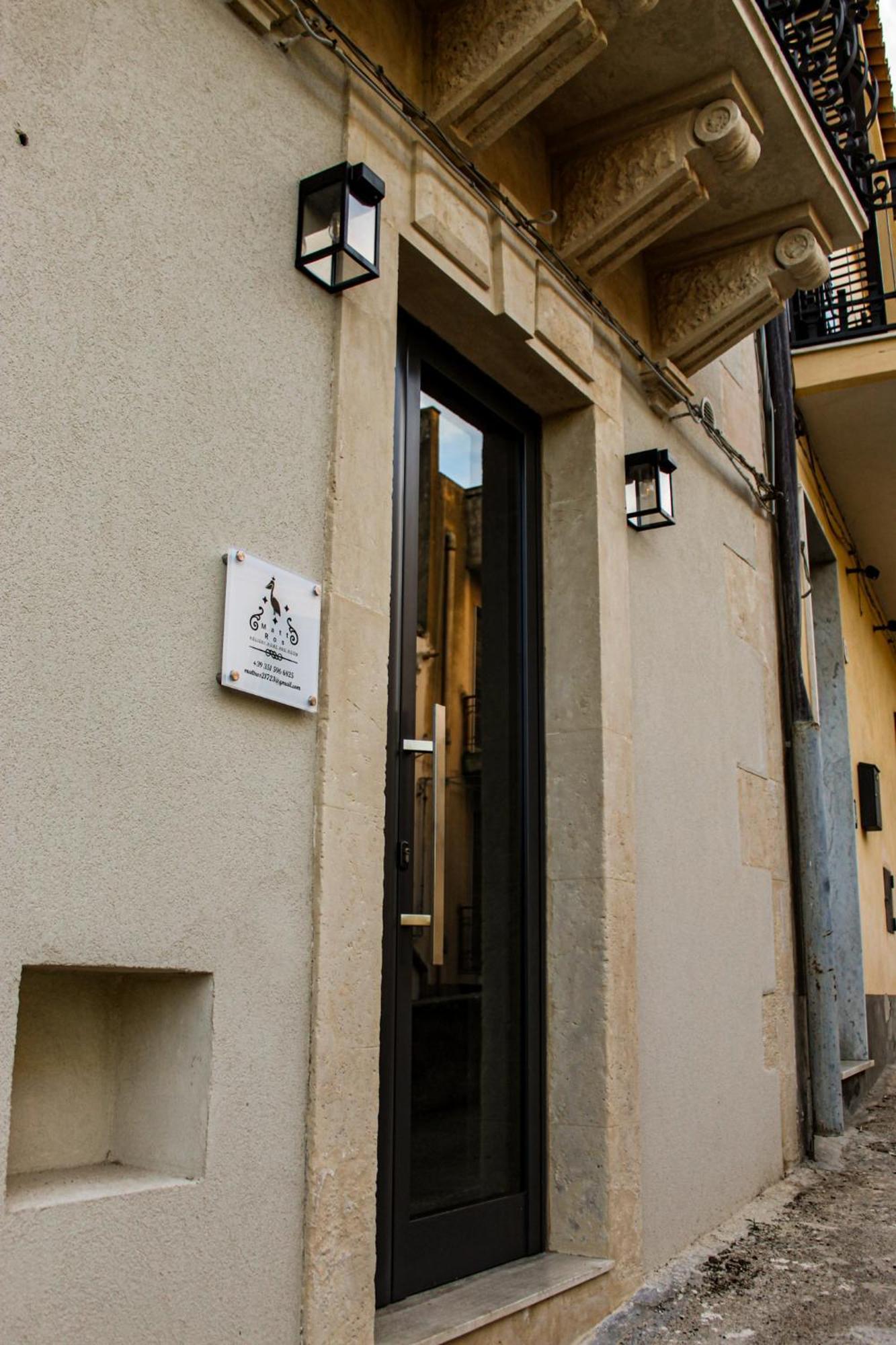 B&B Matt Ros Noto Buitenkant foto