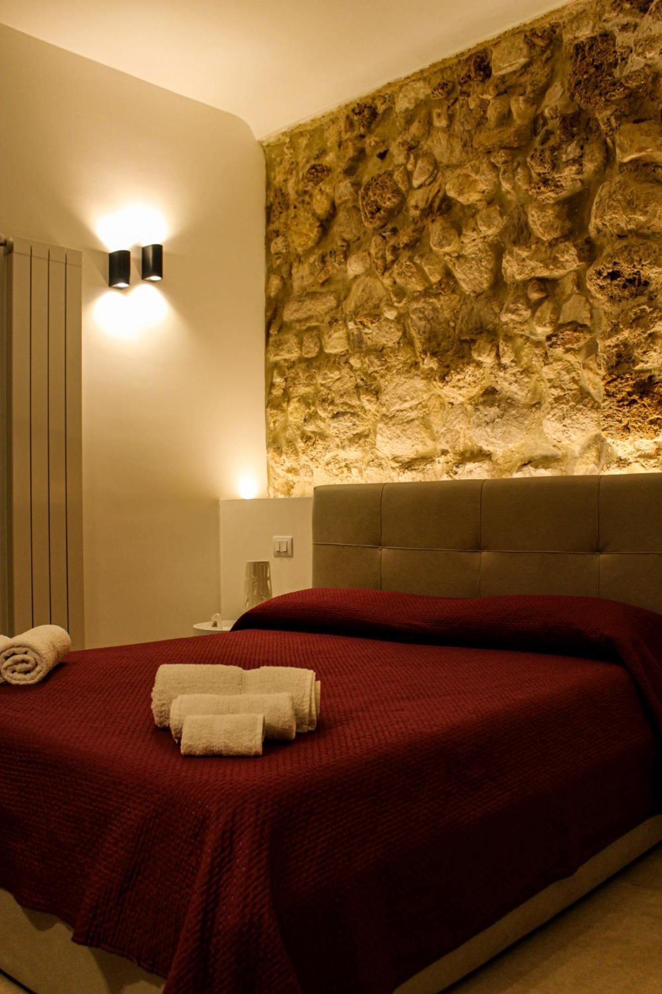 B&B Matt Ros Noto Buitenkant foto